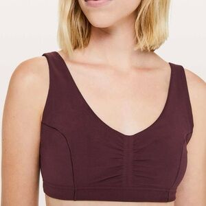 LULULEMON Cassis Essential Bra *Lululemon Lab Active Nulu Low Impact Top Size 8